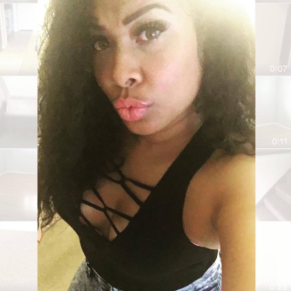 Meet your Posher, Ashley